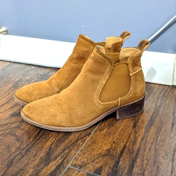 Steve Madden Chelsea boots - Picture 1 of 6